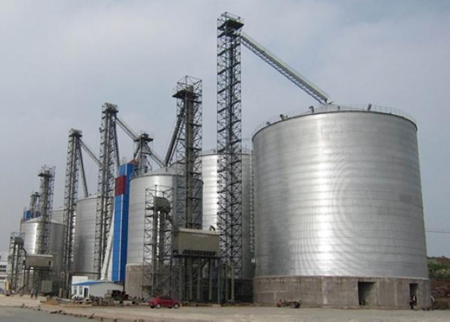 金堂大型钢板库构造参数及水泥储存质量